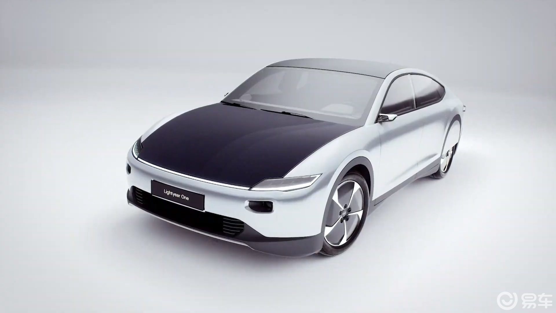 續航725公里！太陽能汽車Lightyear One正式發布，開啟綠色出行新篇章